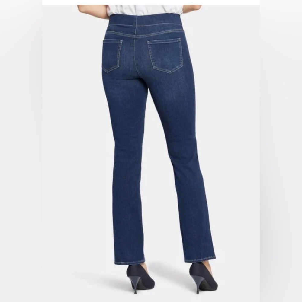 Nydj Women's Wonderland Sculpt her Pull on Straight Jeans size XS brand new